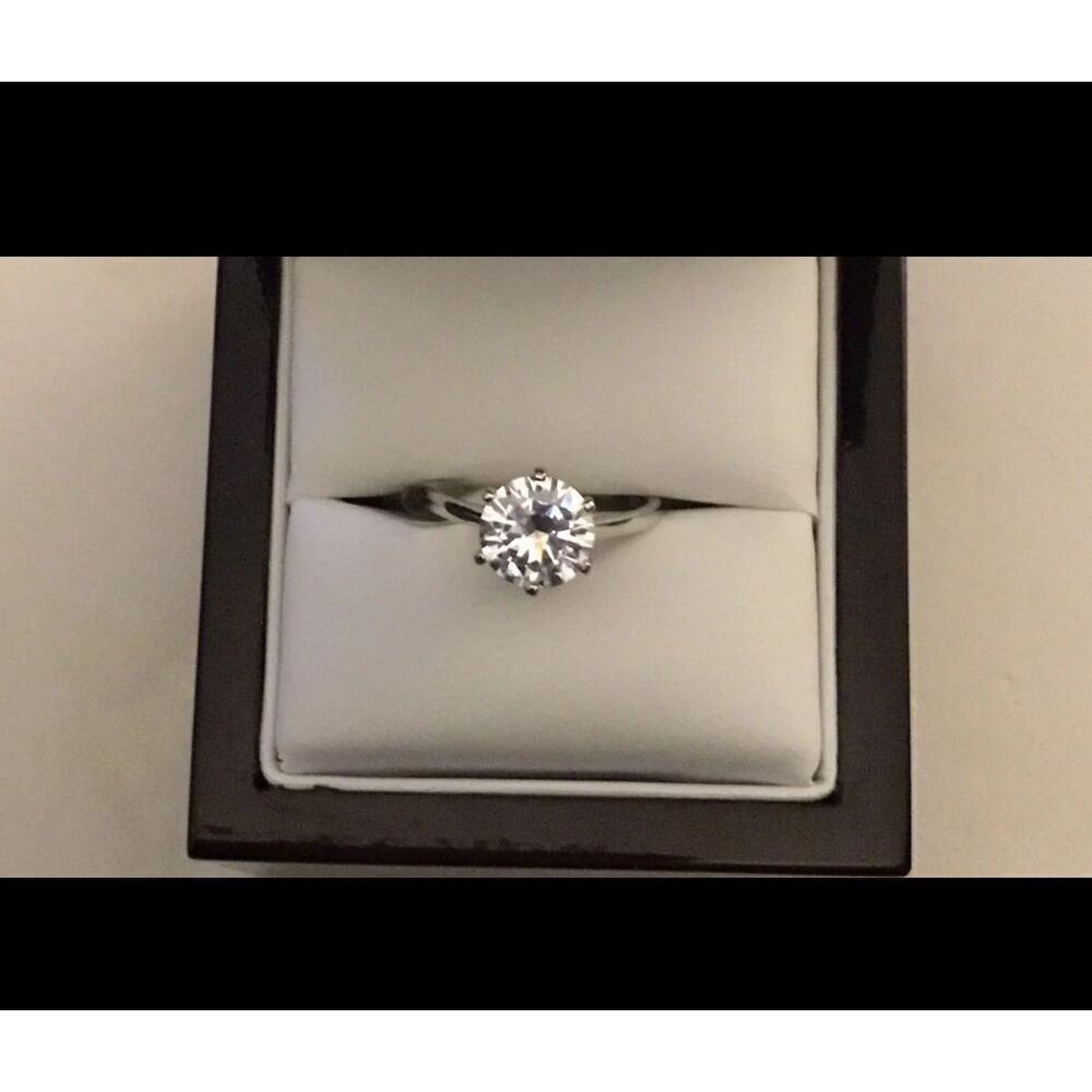 2 Ct. Round Solitaire Engagement Ring Sz 8